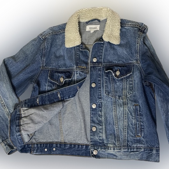 Victoria’s Secret PINK Unveil Jean Jacket size L - Picture 3 of 10